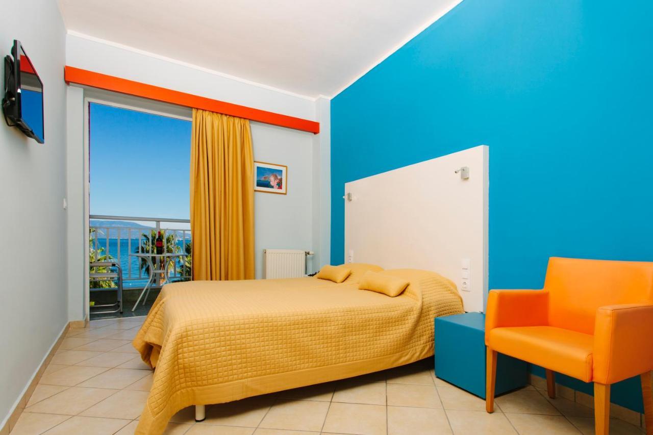 Hotel Sissy Kamena Vourla Exterior photo